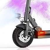 Système de freinage à disque d'une trottinette électrique en gros plan